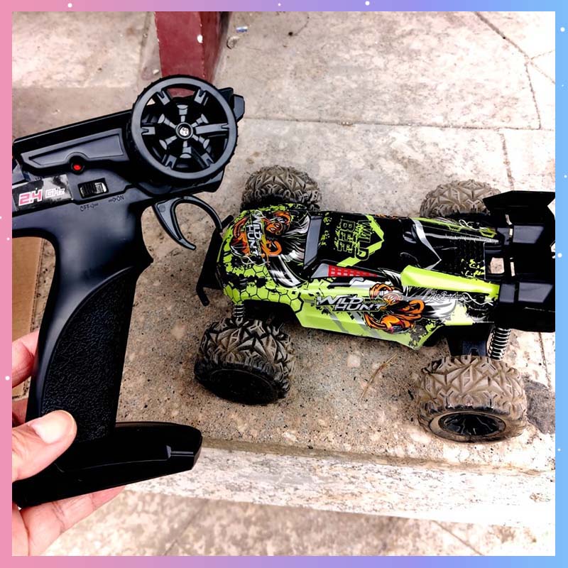 Wildman Hunting & Outdoor Photos - WILD HUNT RC-Auto Halbproportionaler Offroad-Monster-Truck Elektrisches